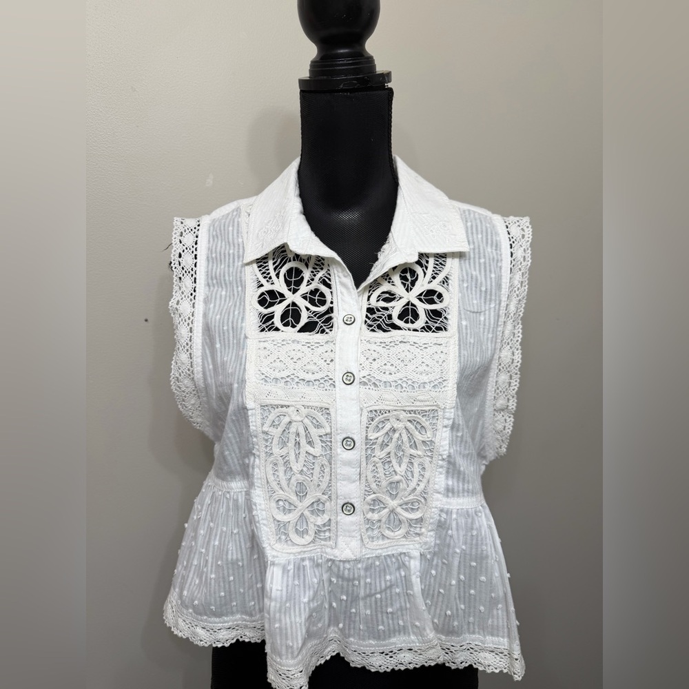 NWT Anthropologie Women’s White Lace-Panel Sleeveless Button-Front Top M